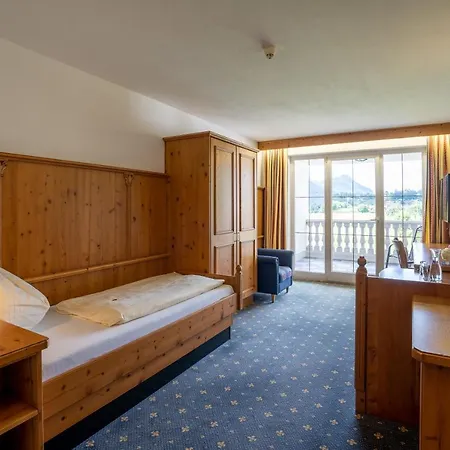 Hotel Posthotel Erlerwirt 4*