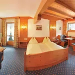 Posthotel Erlerwirt ホテル 4*