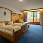 ホテル Posthotel Erlerwirt 4*