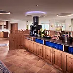Posthotel Erlerwirt ホテル