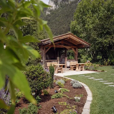 Posthotel Erlerwirt فندق Erl