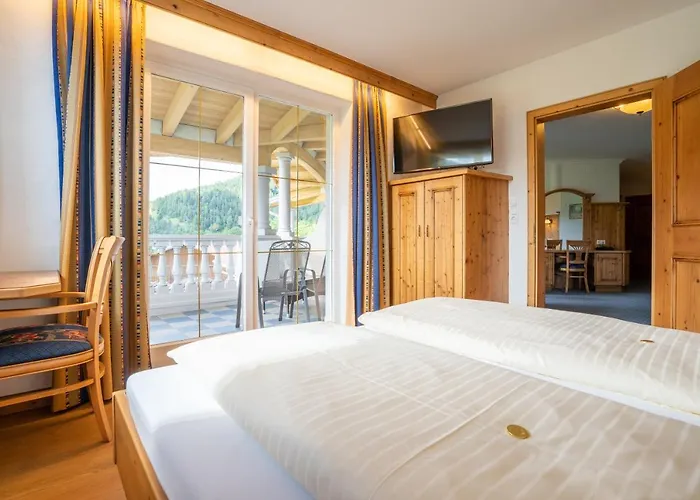 فندق Posthotel Erlerwirt 4*