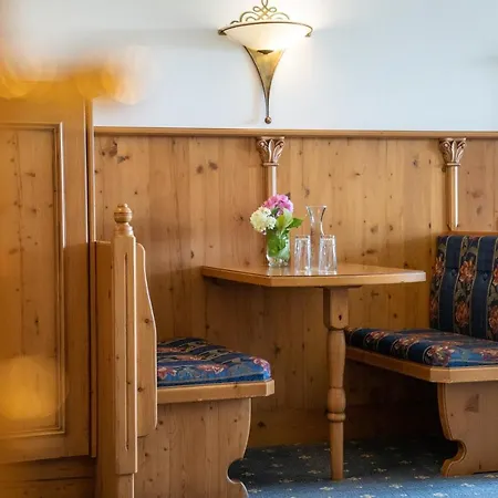 Hotel Posthotel Erlerwirt 4*