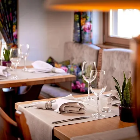 Posthotel Erlerwirt Hotel