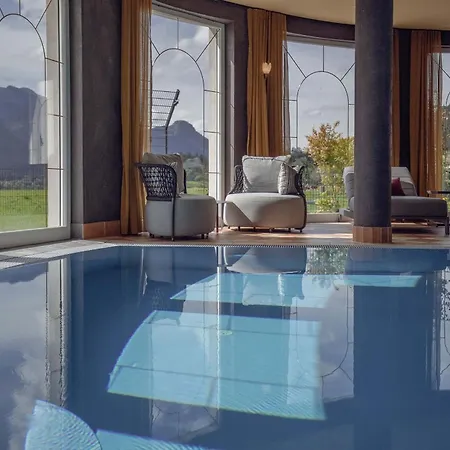 Posthotel Erlerwirt 4*